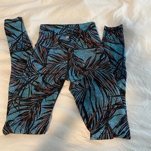 Lululemon leggings size 2